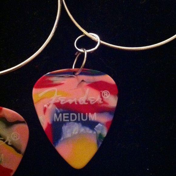 COPY - Guitar Pick Hoop Earrings - Picture 4 of 4